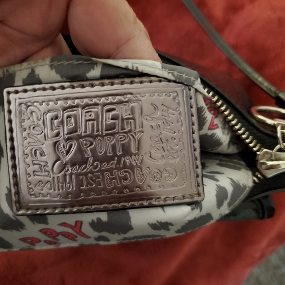 Purse - Picture 3 of 4